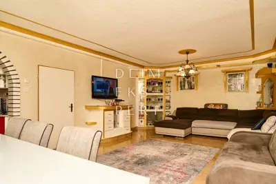 Sesvete, Familienhaus in ruhiger Lage - 280 m² - 3