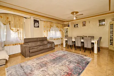 Sesvete, Familienhaus in ruhiger Lage - 280 m² - 2