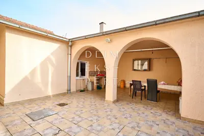Sesvete, Familienhaus in ruhiger Lage - 280 m² - 20