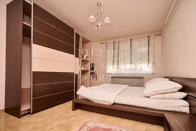 Sesvete, Familienhaus in ruhiger Lage - 280 m² - 8