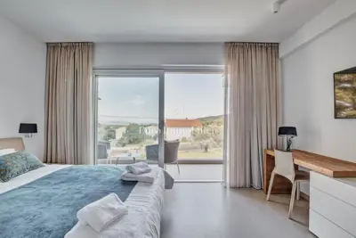 Villa 293 m², Krk - bazen i mediteranski vrt - 12