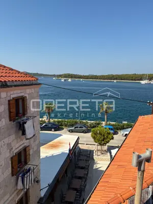 Stone house, Rogoznica, 3 floors and sea view - 3