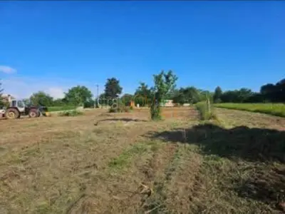 Zemljište 1.410 m², Žminj - mirno selo i otvoren pogled