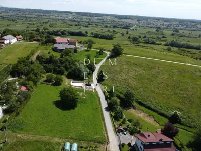 Berislavec, Baugrundstück in ruhiger Lage - 1.750 m² - 4