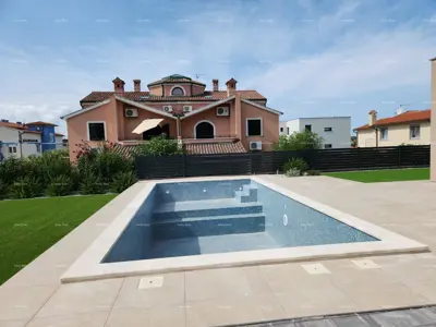 Apartment 100 m², Banjole, garden and pool - 9