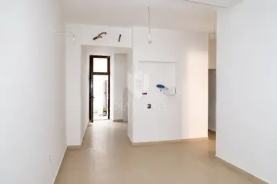 House, Vodnjan - 4 residential units and historic core - 12