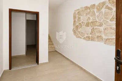 House, Vodnjan - 4 residential units and historic core - 2