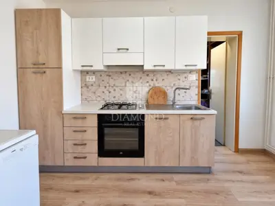 Wohnung 108 m², Zamet - 4 Zimmer + Wohnzimmer, möbliert - 4
