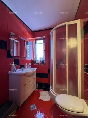 House 246 m², Pomer - 3 bedrooms and 3 bathrooms - 8