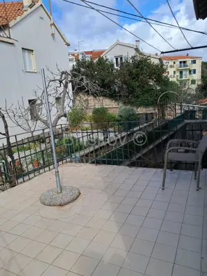 Stan 95 m², Marjan, Split - pogled na grad, rivu i more - 16