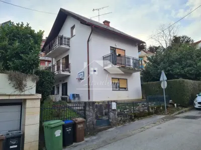 Kuća 225 m², Mlinovi - obiteljska vila u mirnoj ulici - 2