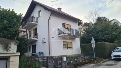 Kuća 225 m², Mlinovi - obiteljska vila u mirnoj ulici