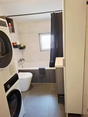 Viškovo, modern 3 rooms + living room, yard 156 m² - 12