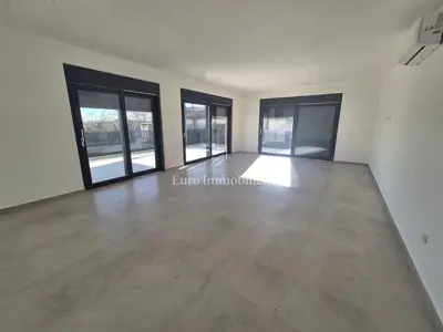 Apartment, Tribunj, 3 rooms, covered terrace and 2 parking spaces - 5