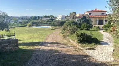Kuća 348 m², Pomer, prvi red do mora i velika parcela - 2