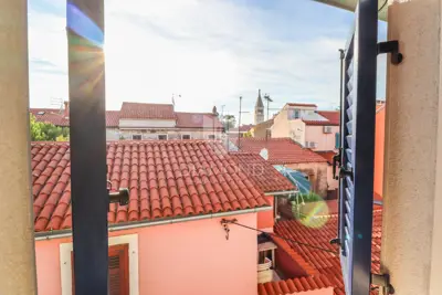 Istra, Novigrad, opremljen stan u centru grada! - 3