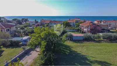 Building plot 3,690 m², Lovrečica, 150 m from the sea - 2