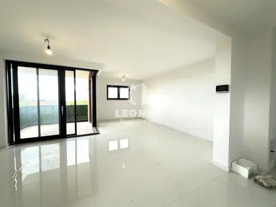 Stan 120 m², Poreč - otvoren pogled na more - 6