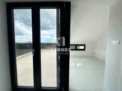 Stan 120 m², Poreč - otvoren pogled na more - 19