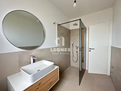 Stan 120 m², Poreč - otvoren pogled na more - 12
