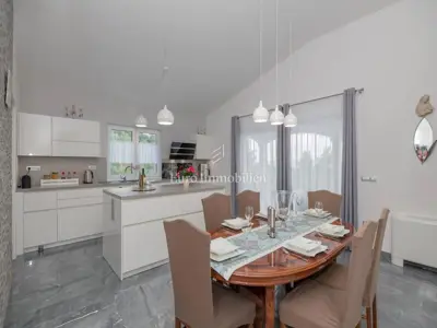 Villa 420 m², Makarska - pool and panoramic sea view - 9