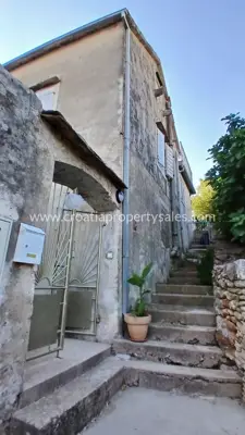 Kamena kuća na Hvaru, pogled na more i vrt s maslinama - 7