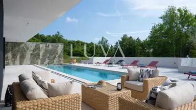 Vila 350 m², Šterna kod Grožnjana - bazen i 3 spavaće sobe - 2