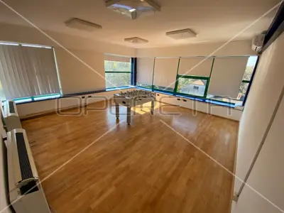 Commercial space 669 m², Savica - private parking lot - 8
