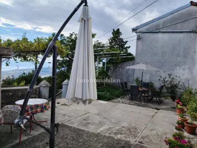 Dvojna kuća 140 m², Hreljin - pogled na more