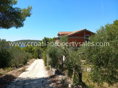 Haus, Brač, 135 m², 339 000 €