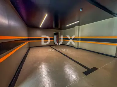 Opatija, Centar, dvosobni stan, 155 m², terasa, garaža - 20