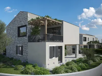 Building land in Peroj, infrastructure included - 2