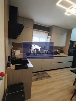 Stan 72 m², Šišan - prizemlje, terasa i zelenilo