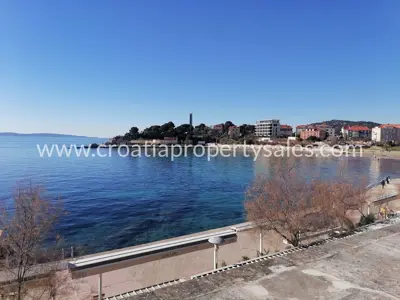 Poslovni prostor 40 m², Split - prvi red do mora - 2