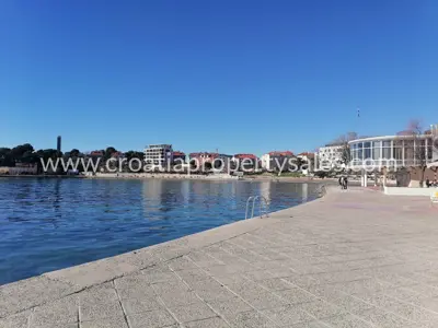 Poslovni prostor 40 m², Split - prvi red do mora - 3
