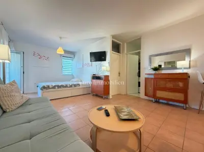 Apartman blizu plaže s pogledom na more – Novalja - 5