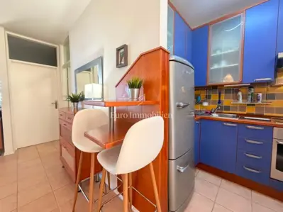 Apartman blizu plaže s pogledom na more – Novalja - 6