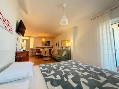 Apartman blizu plaže s pogledom na more – Novalja - 9