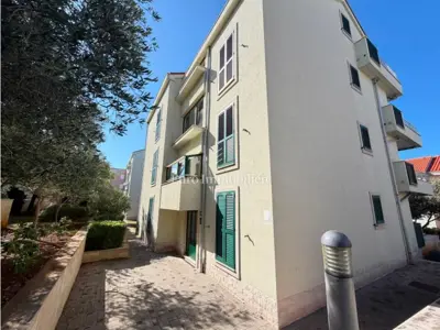 Apartman 60 m², Novalja - terasa s pogledom na more - 19