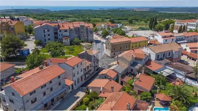 Kuća 250 m², Poreč okolica - za renovaciju i investiciju - 13