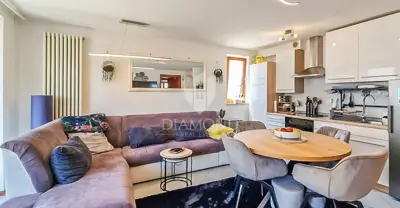 Wohnung 70 m², Novigrad - erweitertes Zentrum, Garage - 2