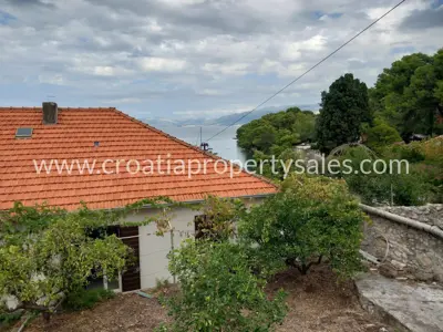 Haus, Brač, 70 m², 280 000 € - 4
