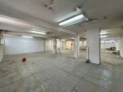 Poslovna zgrada 1.276 m², Rijeka Centar, zaseban ulaz - 5