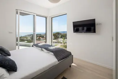 Grad Krk - penthouse s pogledom na more - 8