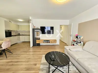 Stan 72,9 m², Pula - Stoja, 3 sobe i balkon - 2