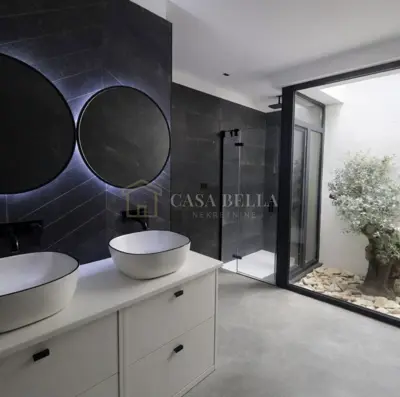Kuća 143 m², Labin - prizemnica s okućnicom 1.073 m² - 2