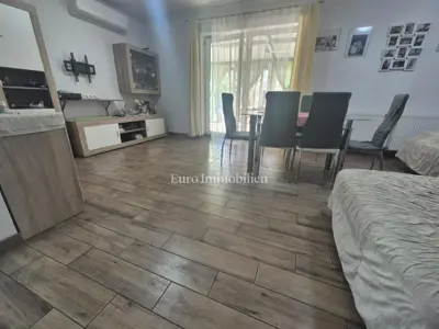 Haus in Pirovac, 3 Wohnungen und geräumiger Hof - 8