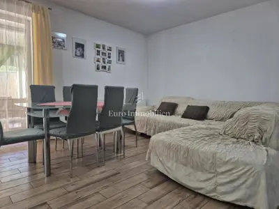 Haus in Pirovac, 3 Wohnungen und geräumiger Hof - 6