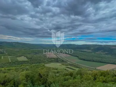 House 250 m², Motovun - center and open view - 3