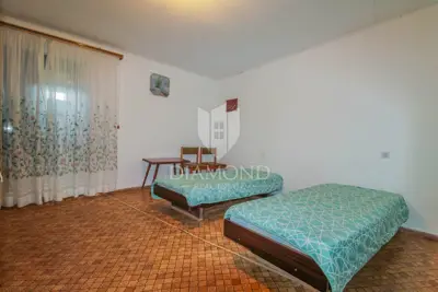House 250 m², Motovun - center and open view - 7